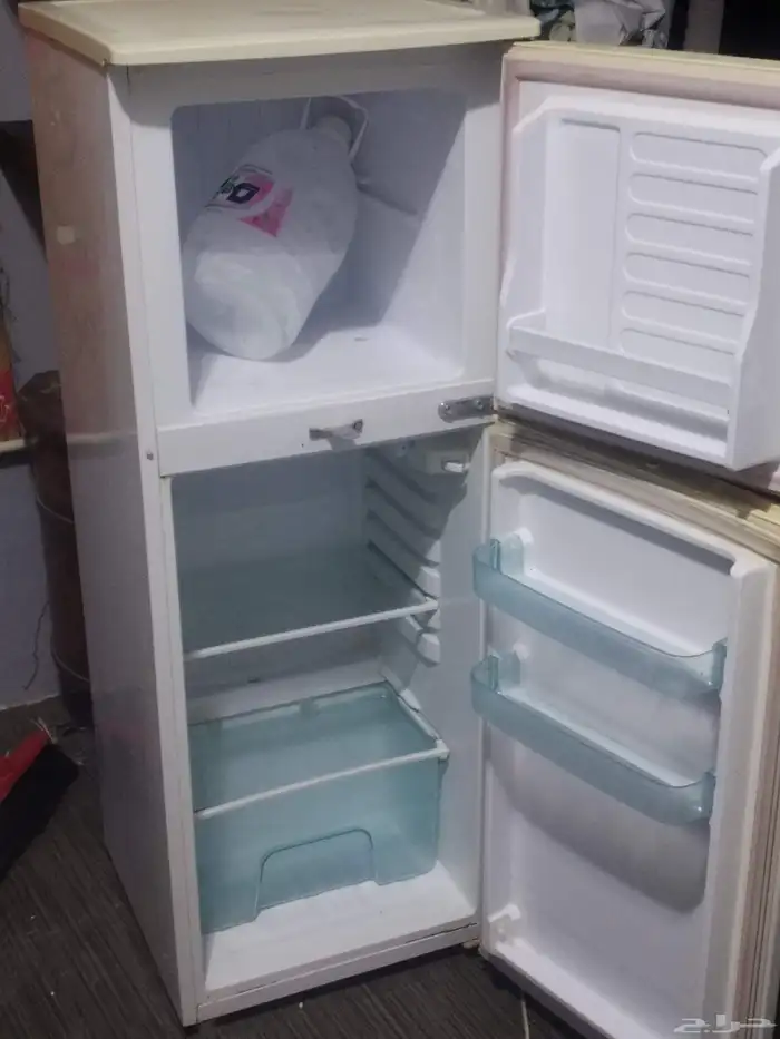 ثلاجه مستعمله نضيفه 2
