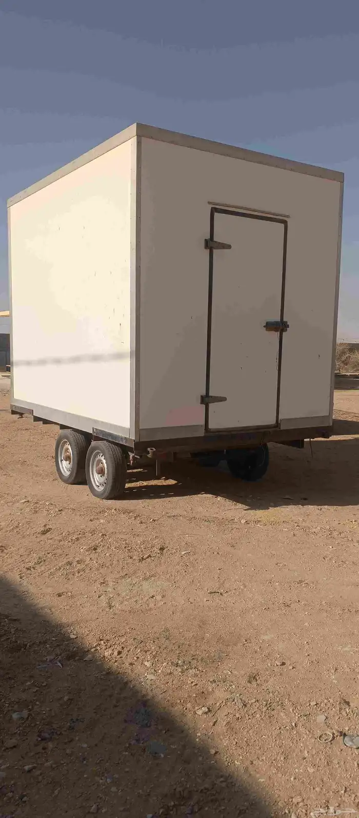 غرفه متحركه اربع كفرات للبيع 1