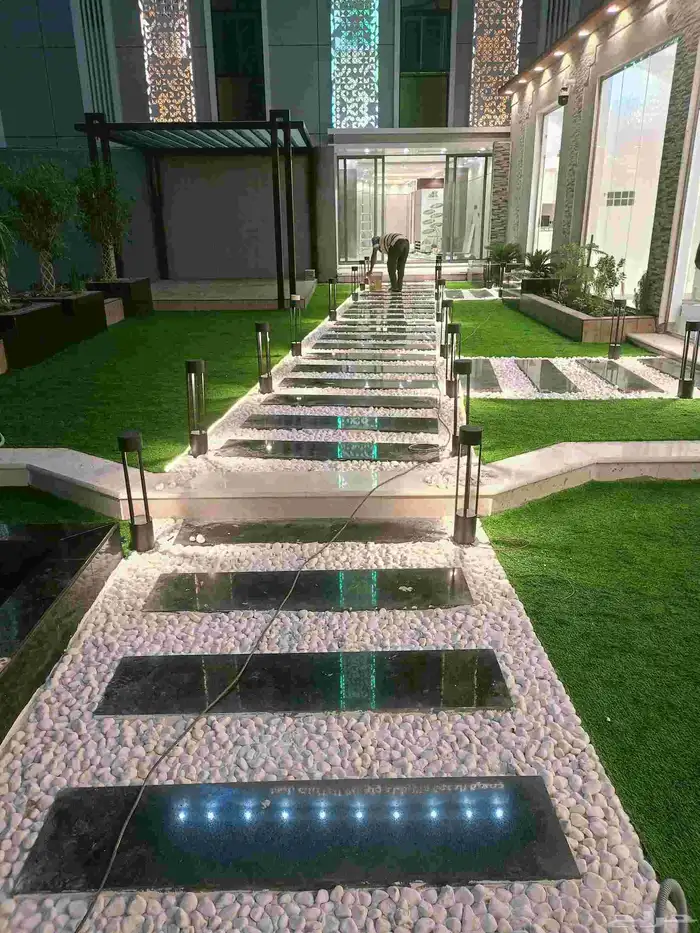 ابو احمد لجميع انواع الديكورات الخارجيه مصبات استيل نوافير 9