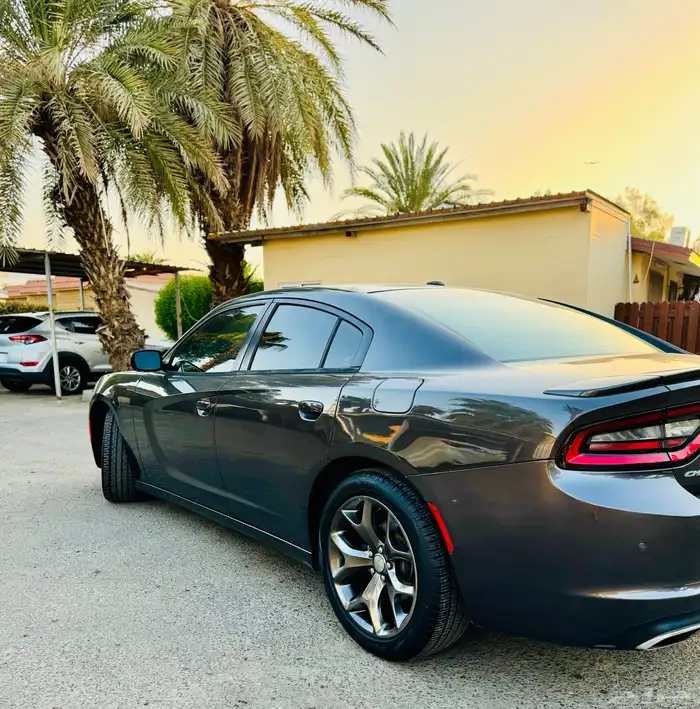 دودج تشارجر ممشى قليل 6