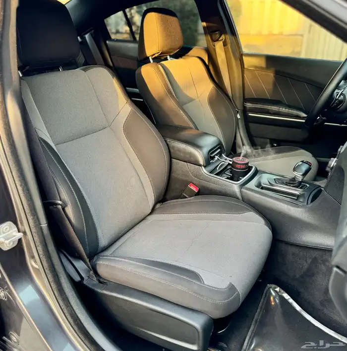 دودج تشارجر ممشى قليل 20