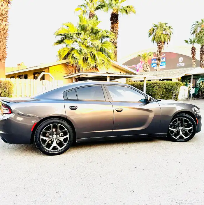 دودج تشارجر ممشى قليل 1