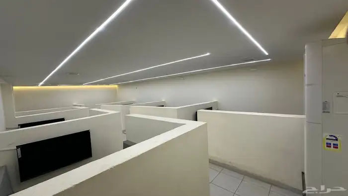 فرصة تجارية محل كافيه وديوانية للتقبيل 2