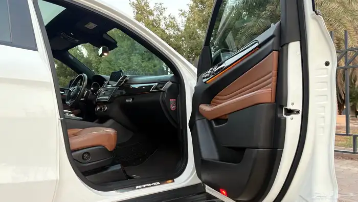 مرسيدس GLE43 2018 ( منوة المستخدم ) 39