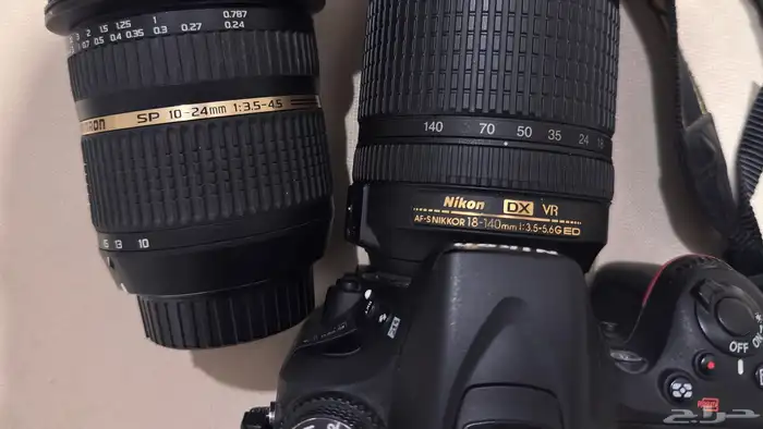 كاميرا نيكون 2