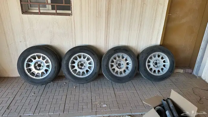 جنوط فورد مقاس ( 16) تركب للهايلكس 5