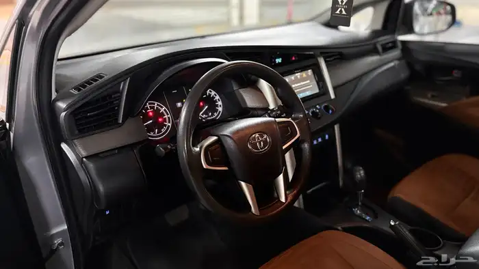 تويوتا انوفا عائليه 2022 اوتوماتيك بقمه النظافه 24