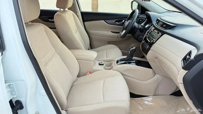 اكس تريل 2022 دبل 12