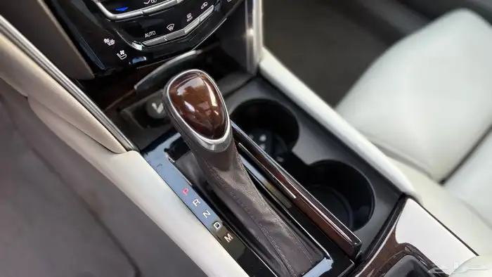 كاديلاك XTS-4 2016 Vsport Platinum ( مخزن ) 35