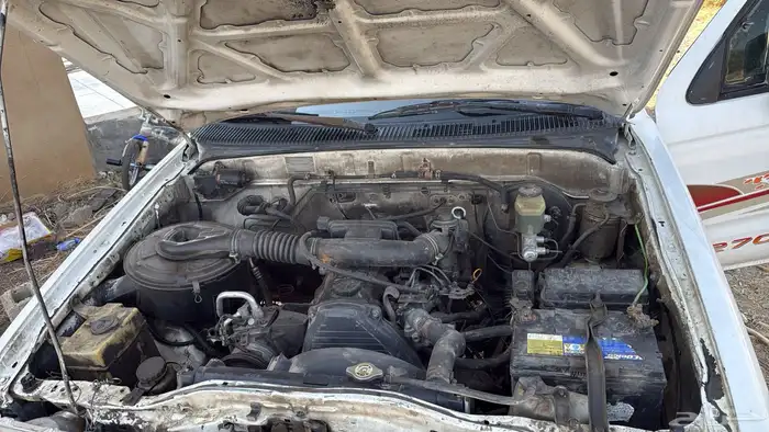 هايلوكس ديزل للبيع 10