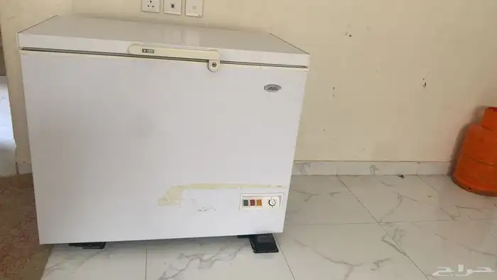 ثلاجه فريزن شبه جديده تبريد وتجميد نوعيه ممتازه هاس 0