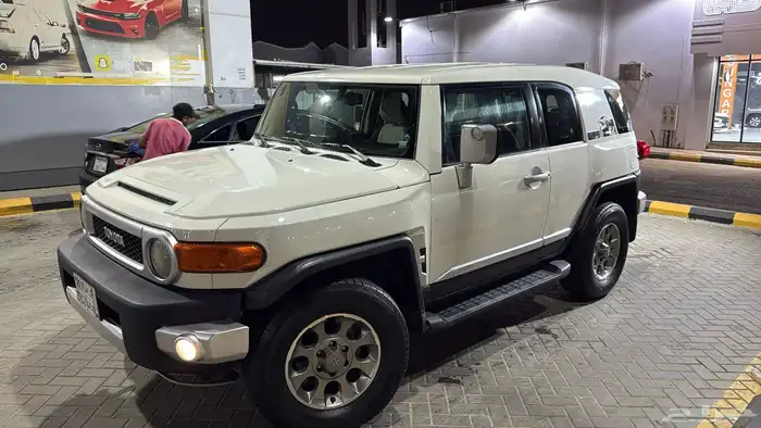 تويوتا-اف جي-رقم واحد-2011-ممشى قليل 7