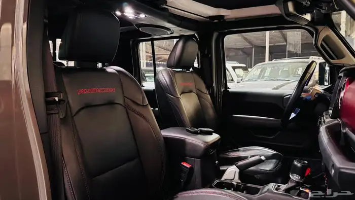 جيب جلاديتور 2021 روبيكون ( بحالة ممتازة ) 4