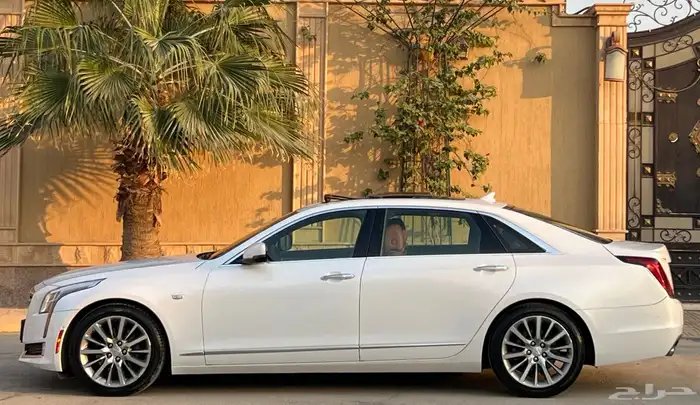كاديلاك CT6 فل 2017سعودي 8