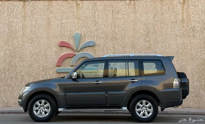 ميتسوبيشي باجيرو موديل 2020 4