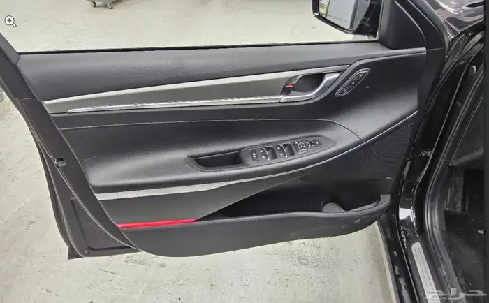 ازيرا 2022 وارد كوريا مالك اول 16