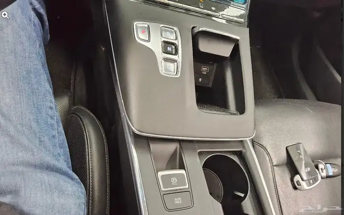 ازيرا 2022 وارد كوريا مالك اول 18