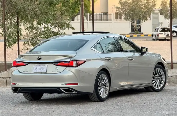 لكزس Es350 نص فل cc موديل 2020 6