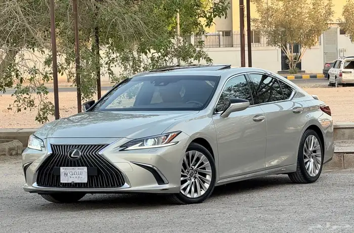 لكزس Es350 نص فل cc موديل 2020 3