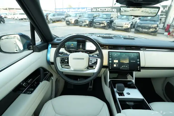 2025 Range Rover Autobiography P530 V8 جديد اصفار 5