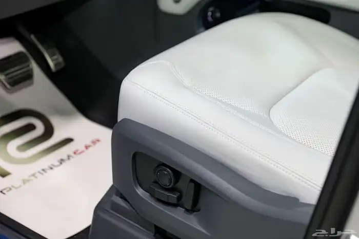 ديفندر 110 4 سلندر جديد 2026 SE 8