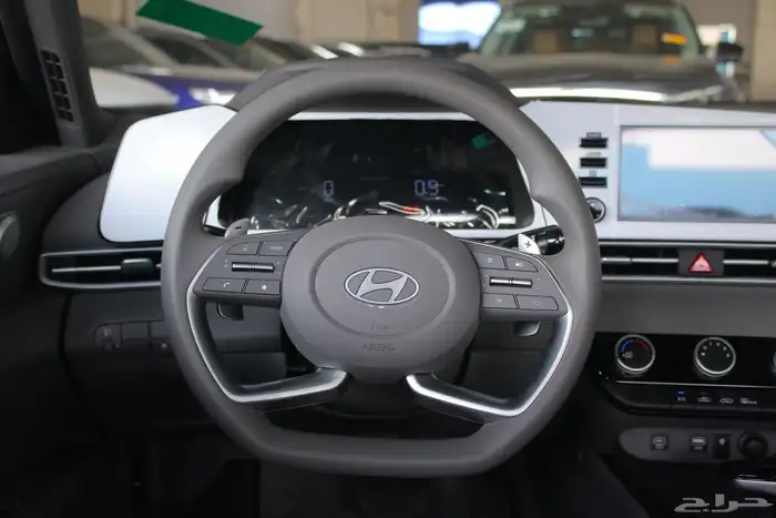 هيونداي النترا سمارت بلس 2025 11