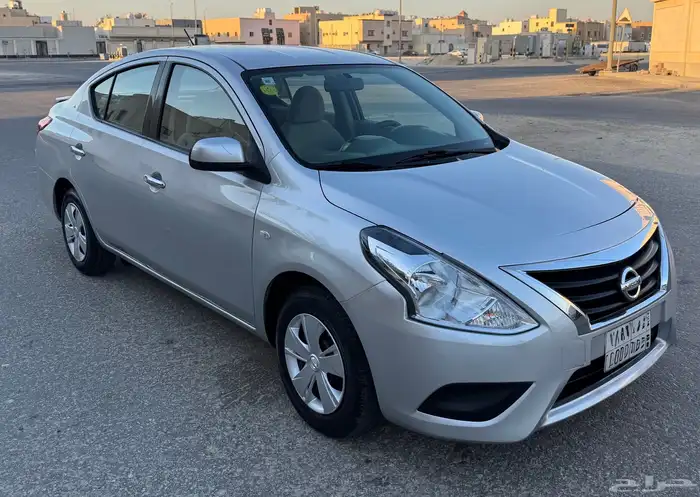 نيسان صني 2017 اوتوماتيك نظيفه جدا 5