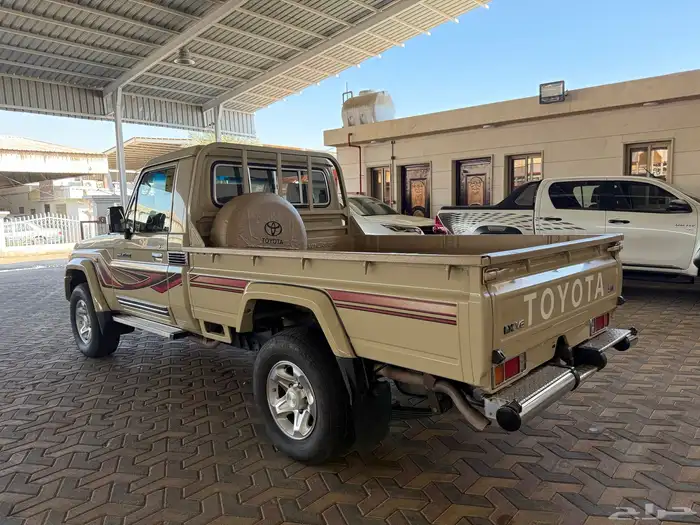 تويوتا شاص فل بريمي موديل 2016 14