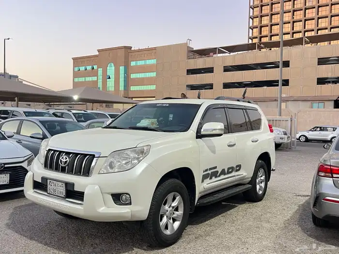 تويوتا برادو سته سلندر 2010 نظيف 3