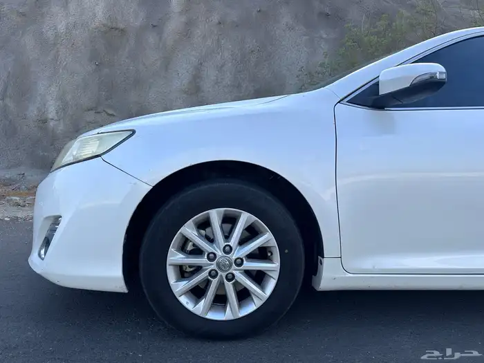 تويوتا كامري 2015 GLX عبداللطيف جميل 29