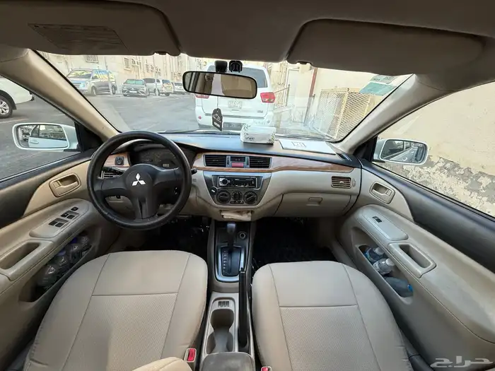 ميتسوبيشي لانسر بومة 2008 4