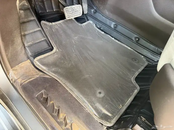 جمس يوكن المديل 2023 SLE دبل قصير اللون سمنتي وكالة 45