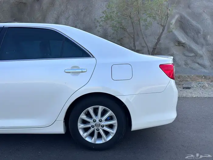 تويوتا كامري 2015 GLX عبداللطيف جميل 31