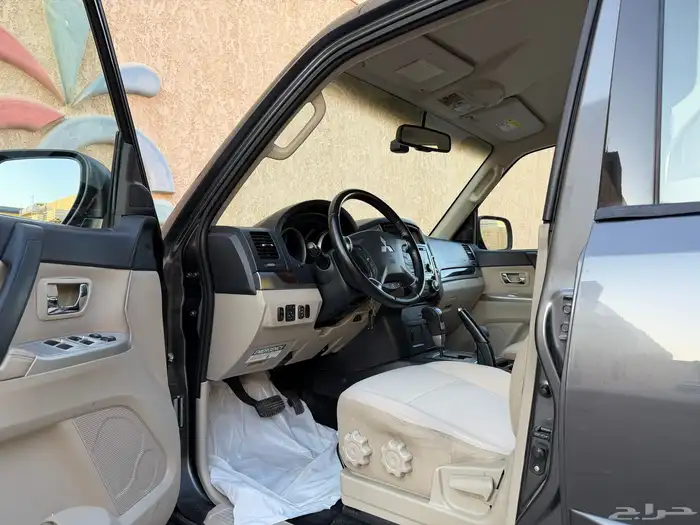 ميتسوبيشي باجيرو موديل 2020 13