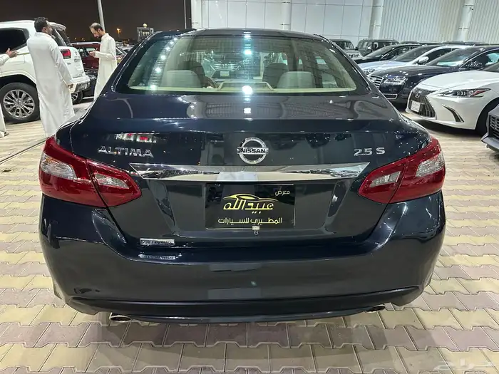 نيسان التيما موديل 2018 نظيف 18