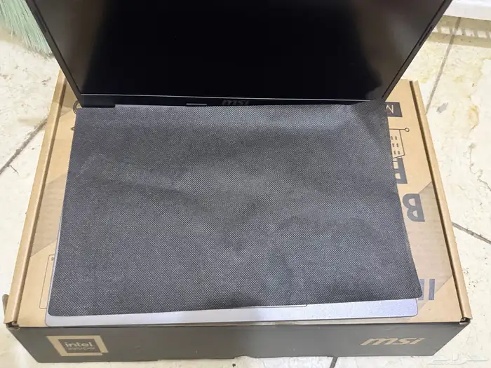 لابتوب msi جديد لم يتسخدم الا يومين 12