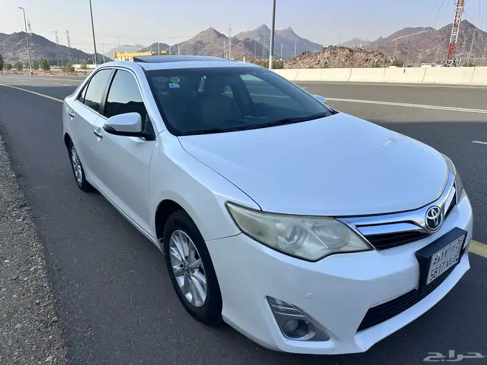 تويوتا كامري 2015 GLX عبداللطيف جميل 16