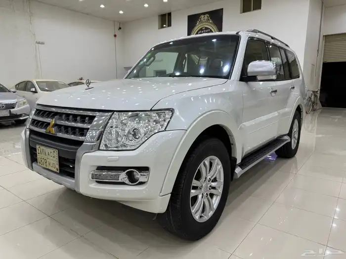 ميتسوبيشي باجيرو 2017 فل كامل مكينه 3800 3