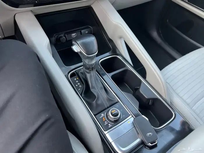 كيا تيلورايد 2021 دبل LX نظيف جدا لدى قمة الاطلال 44