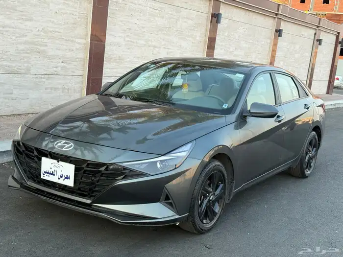للبيع هيونداي النترا موديل 2023 سمارت مكينه 2.0 3