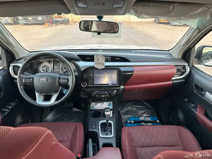 تويوتا هايلوكس 2022 ديزل دبل فل كامل سعودي بصمه 35