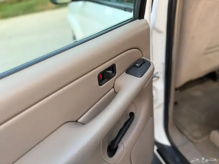 جمس 2005-8100 عداد 63 الف فقط 91