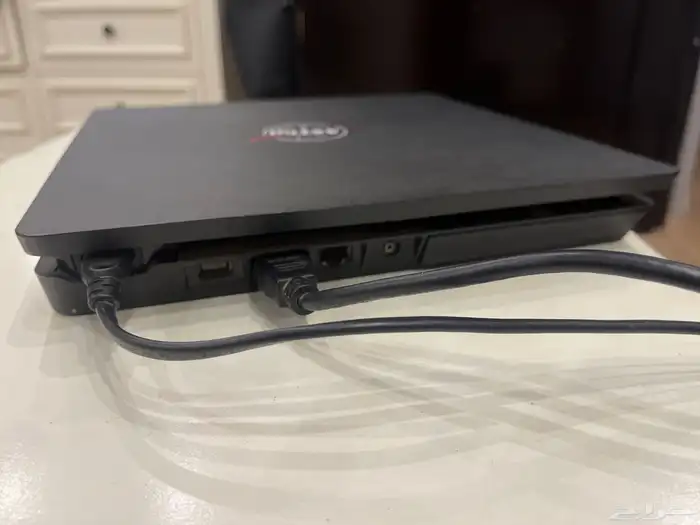 بلايستيشن 4 شغال   كنترولر 2