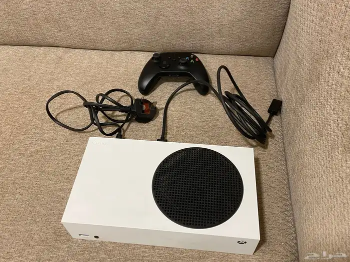 جهاز اكس بوكس مع اليد والأسلاك 1