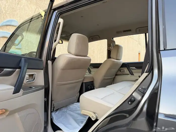 ميتسوبيشي باجيرو موديل 2020 23