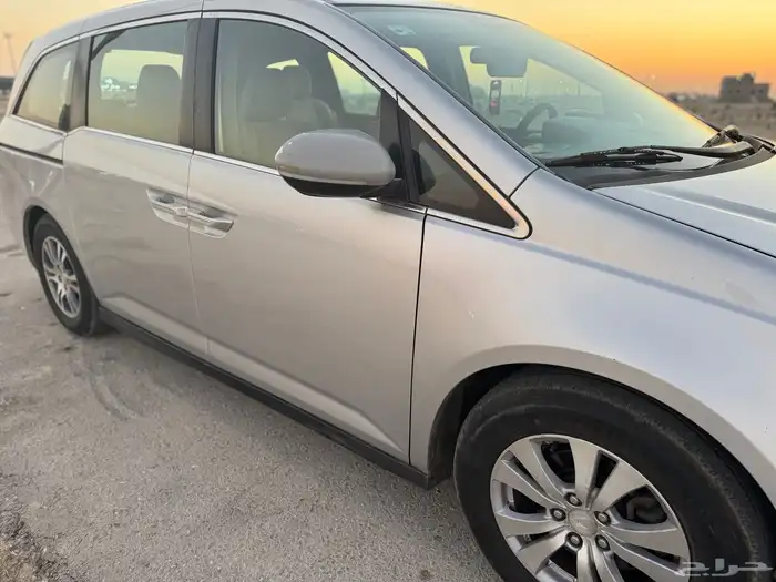 هوندا ادويسي 2015 4