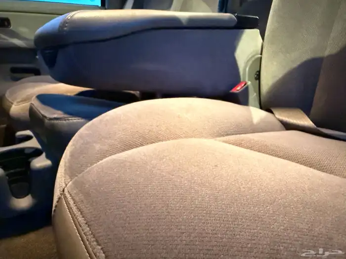 جمس 2005-8100 عداد 63 الف فقط 30