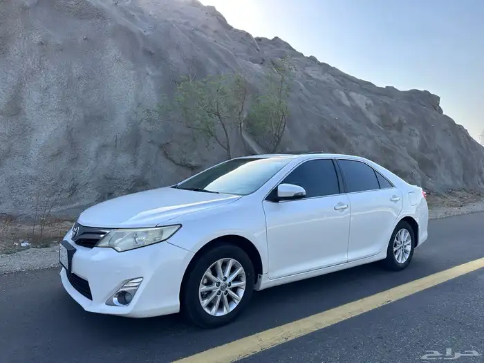 تويوتا كامري 2015 GLX عبداللطيف جميل 1