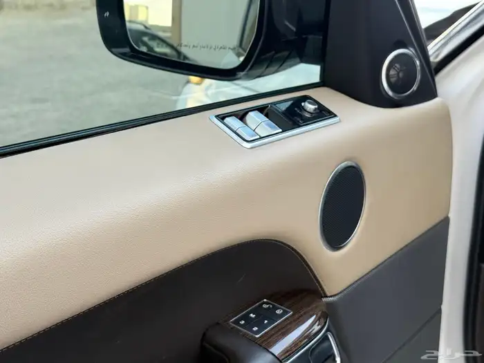 رنج روفر سبورت موديل 2022 9