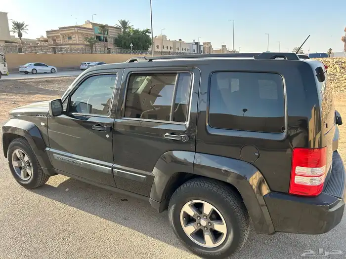 جيب شروكي لبيرتي2008 1